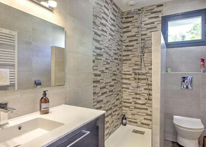 Palmyra - Piscine Privee Feriehus *